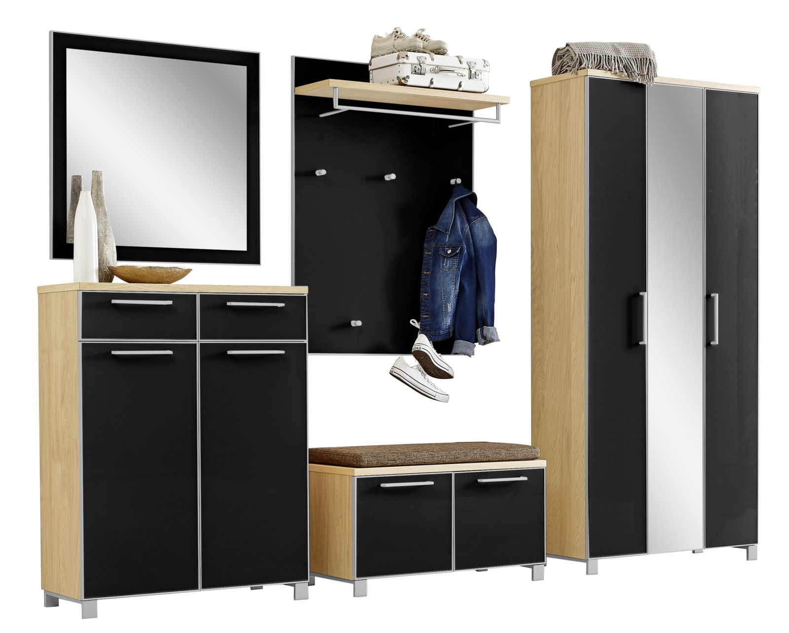 Garderoben-Set 6-tlg. in moderner Holz- und Schwarzoptik, bestehend aus einem großen Schrank mit Spiegel, einer Kommode mit Spiegel, einer Sitzbank mit Stauraum und einer Wandgarderobe mit Haken, seitliche Perspektive.