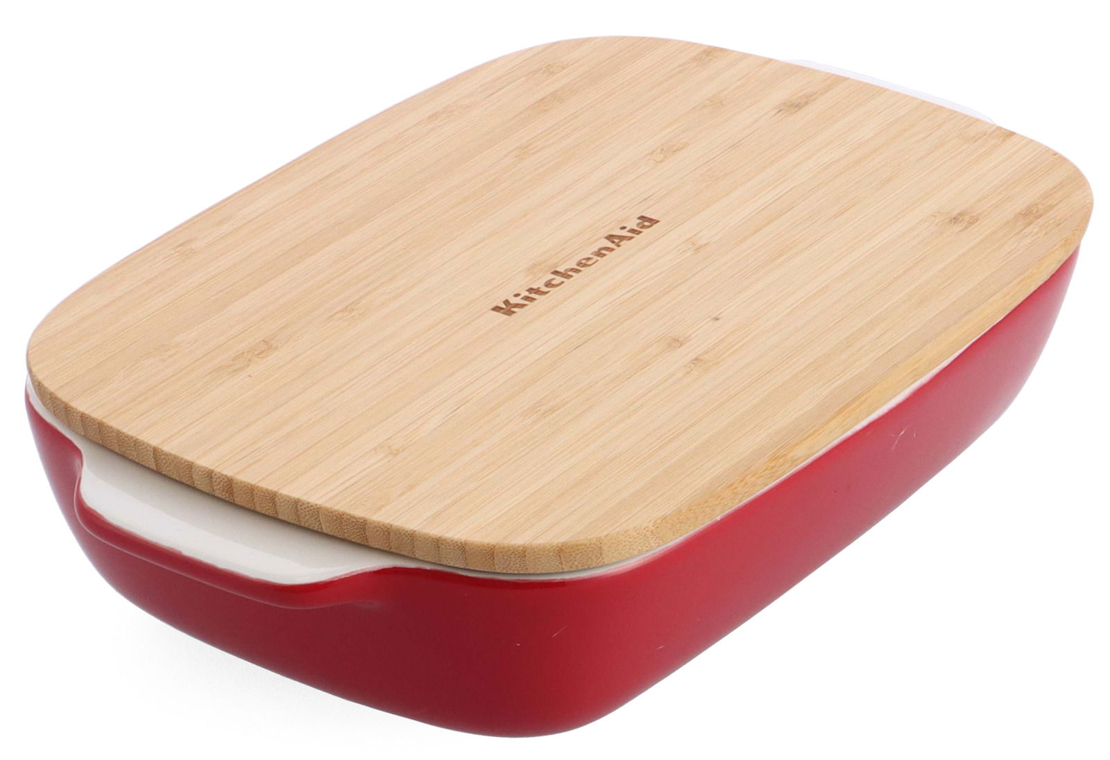KitchenAid Auflaufform Rote Auflaufform mit Holzdeckel, seitliche Perspektive