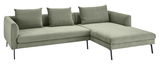 Grünes Ecksofa mit drei Kissen, rechteckige Form, moderne Metallfüße, Perspektive von vorne rechts
