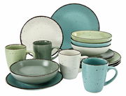 Kombiservice 16-tlg. Fashion in verschiedenen Farben, bestehend aus Tellern, Schalen und Tassen, aus einer leicht erhöhten Perspektive fotografiert.