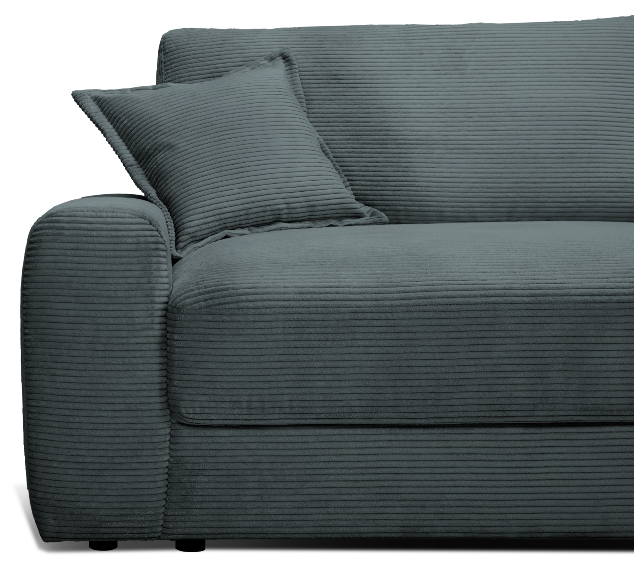 Großes Sofa in dunkelgrauem Cordstoff, seitliche Perspektive mit Kissen auf der linken Armlehne.