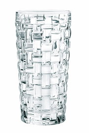 Glasbecher mit geflochtenem Design, Frontalansicht