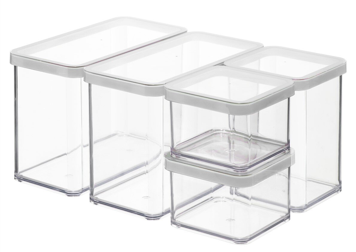 rotho Utensilo-set, 5-delig PINA Fünf rechteckige, transparente Aufbewahrungsboxen mit weißen Deckeln, gestapelt in einer schrägen Perspektive.