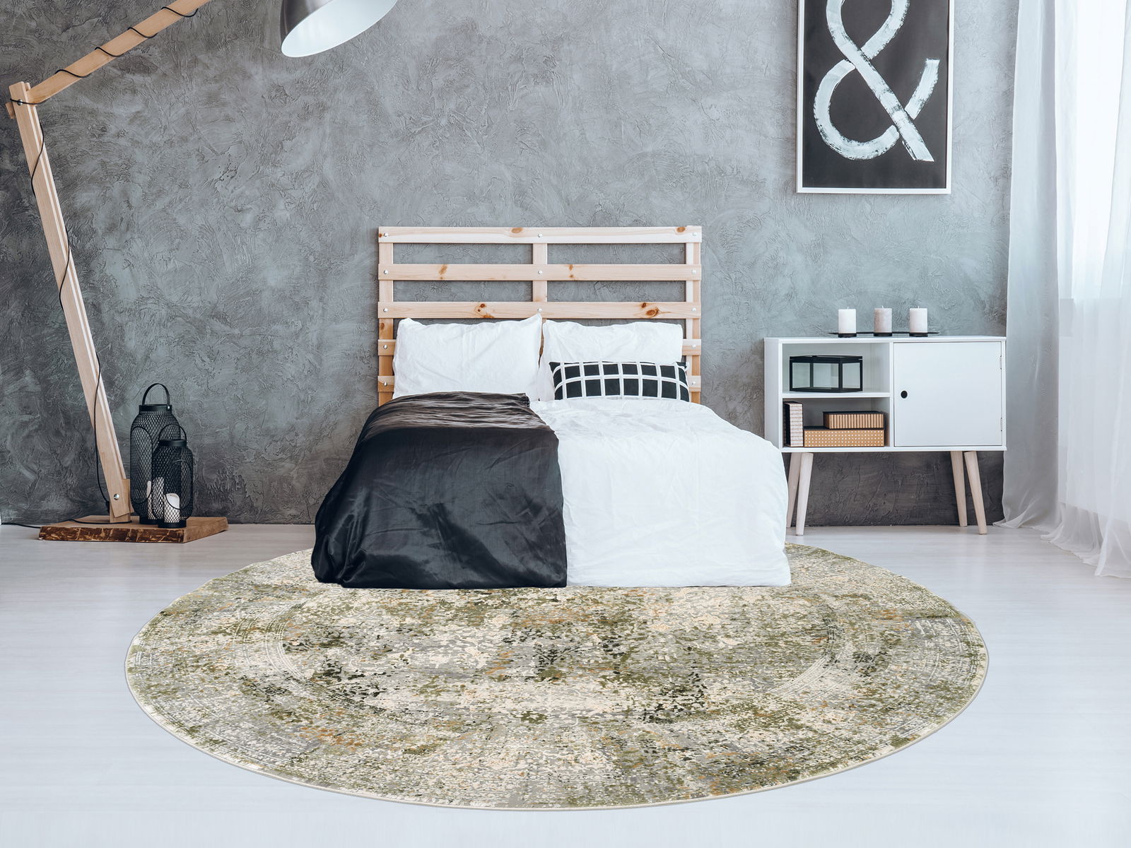OCI Designer Teppich BESTSELLER Runder Designer Teppich in einem modernen Schlafzimmer mit grauer Wand, Holzlampe und minimalistischen Möbeln, aus der Vogelperspektive.