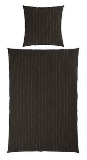 Dunkle Wendebettwäsche mit feinen vertikalen Streifen, Draufsicht