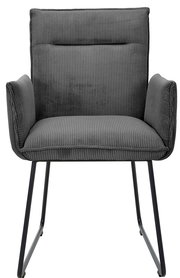 Grauer Armlehnstuhl mit geripptem Stoffbezug und schwarzen Metallbeinen, Frontalansicht