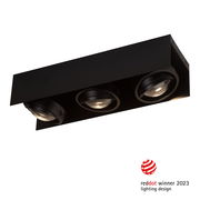 Schwarze LED Aufbauleuchte mit drei runden Strahlern, seitliche Perspektive, Red Dot Gewinner 2023