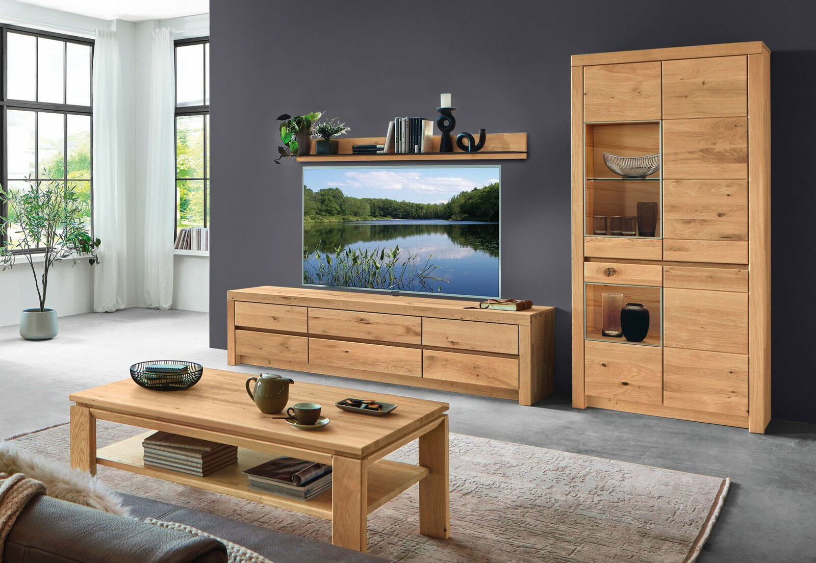 Wöstmann Markenmöbel Wandkombination SOLEO 3000 Wohnzimmermöbel-Set aus Holz mit Couchtisch, TV-Board und Vitrine, seitliche Perspektive