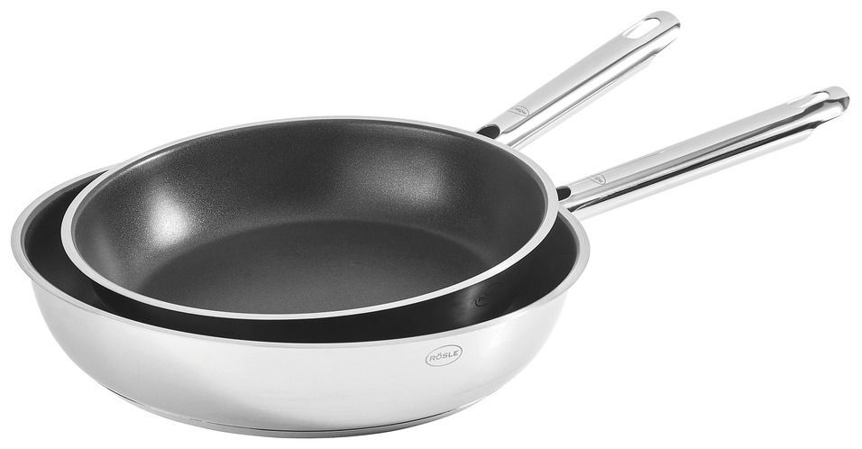 Zweiteiliges Pfannenset Elegance mit 24 cm Durchmesser, seitliche Ansicht