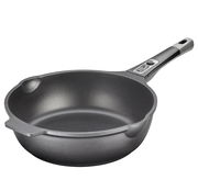 Bratpfanne MILANO hoch, 28 cm, von KÜCHENPROFI, seitliche Perspektive