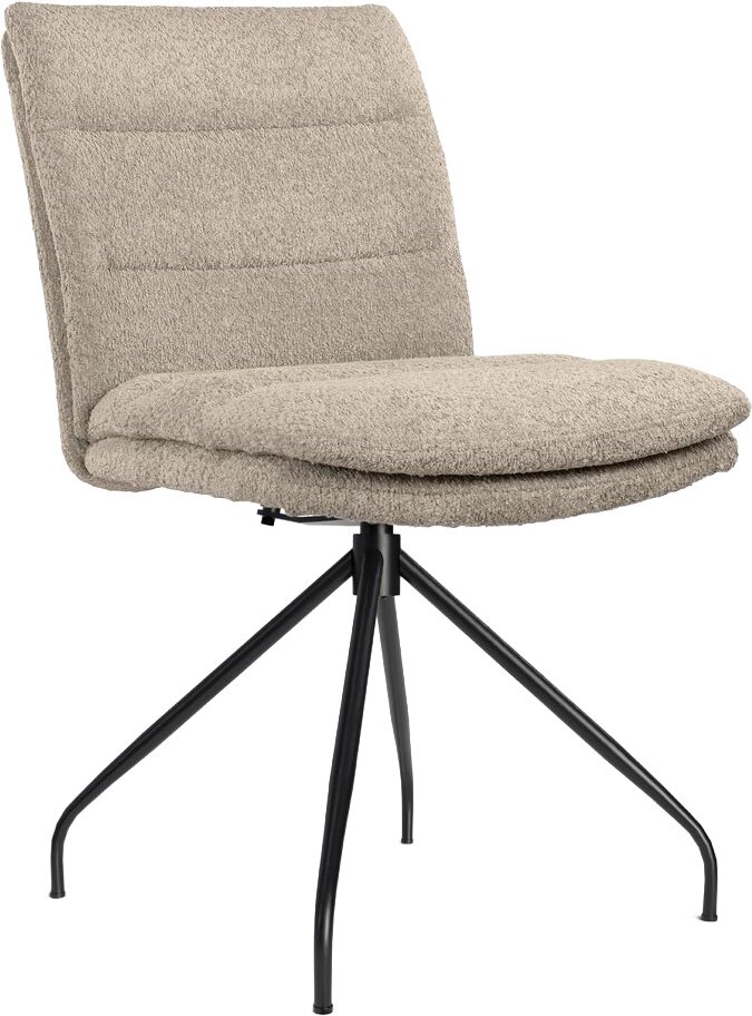 Beige teddy bouclé eetkamerstoel met gestoffeerde zitting en rugleuning en zwart metalen 4-poot onderstel, schuin van voren gefotografeerd