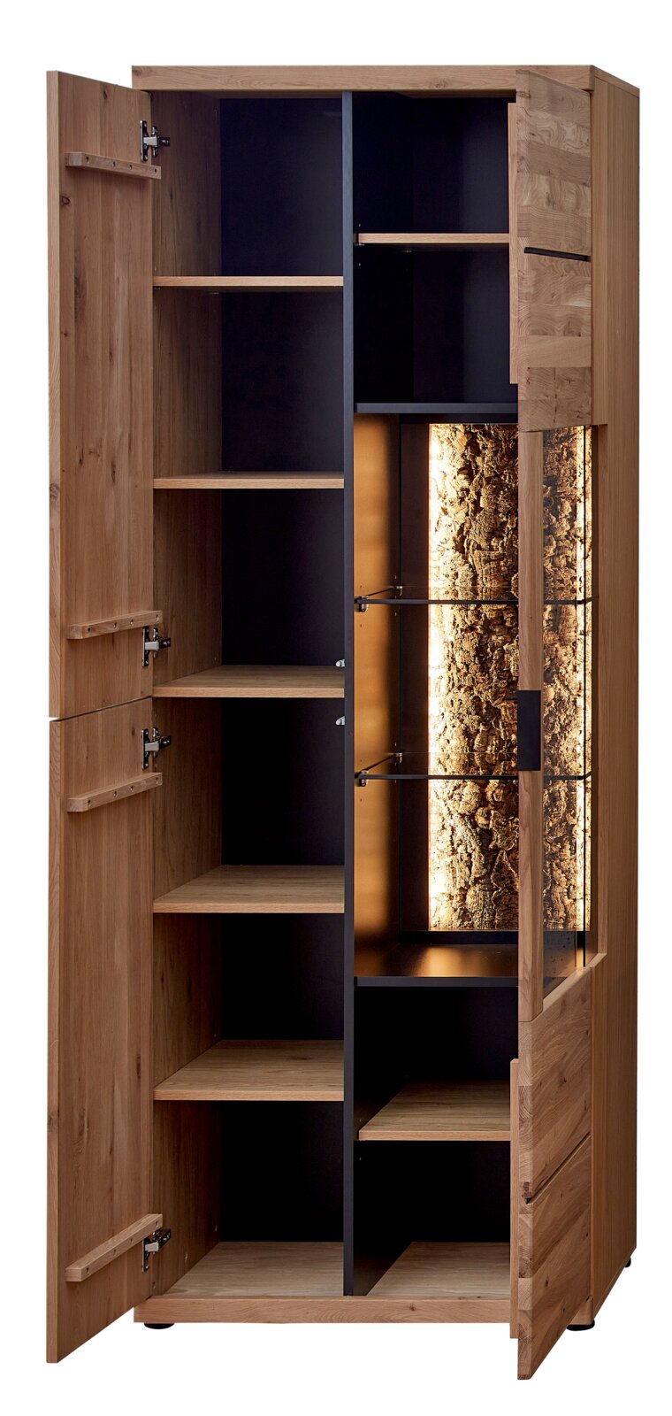 Cantus Vitrine DONNA Open houten opbergkast met twee deuren, meerdere planken en een verlichte decoratieve achterwand met boomschorsdetail; frontaal aanzicht van voren.