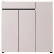 Minimalistische, lichtgrijze kast/dressoir met gladde fronten en een smalle spouw, vooraanzicht