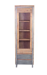 Vitrine aus Holz und Metall mit Glasfront, frontal fotografiert, Serie BALI