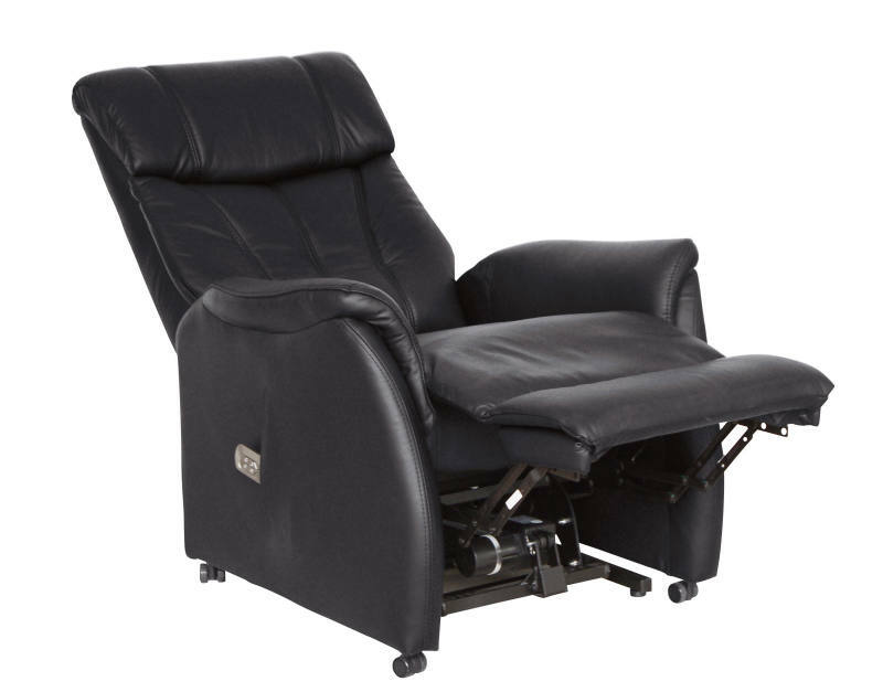 Schwarzer Fernsehsessel Cantus PORTLAND in Liegeposition, seitliche Perspektive