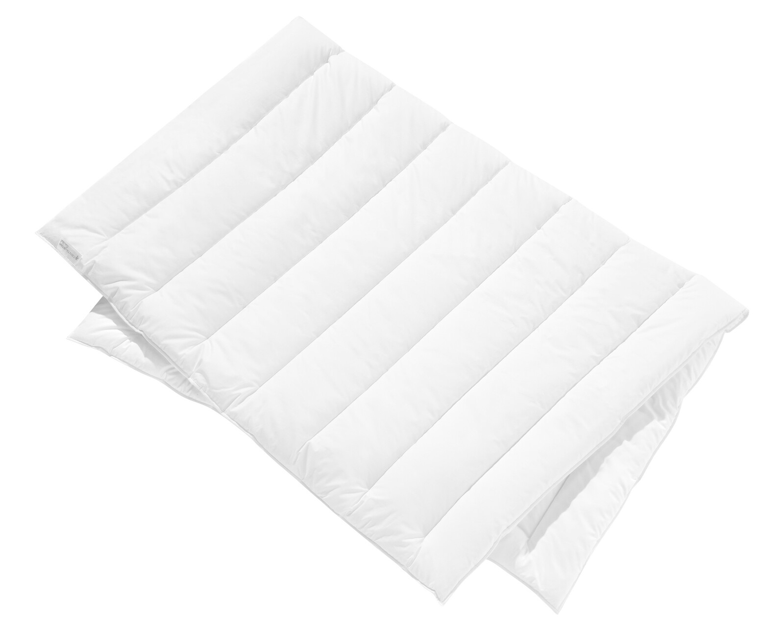 Weiße Winterdecke 155x220cm, gefaltet und aus der Vogelperspektive fotografiert