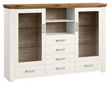 Helles Highboard mit zwei Glastüren, vier Schubladen und offenen Regalfächern, Frontansicht