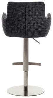 Rückansicht eines Barstuhls mit Armlehnen, schwarzer Stoffbezug und verchromter Standfuß.