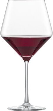 Burgunder Rotweinglas Pure, gefüllt mit Rotwein, in Frontalansicht