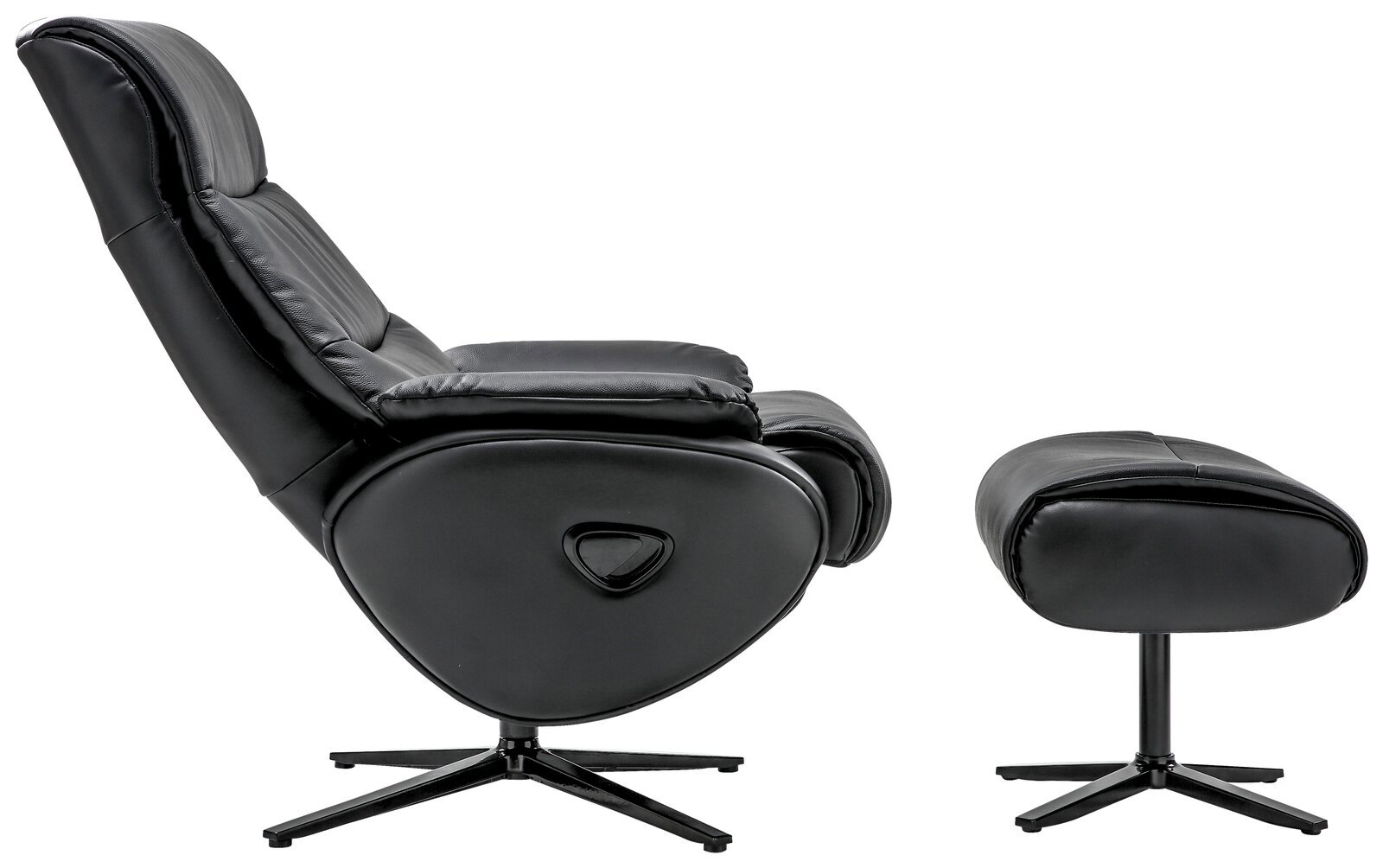 Seitliche Ansicht eines schwarzen Relaxsessels mit passendem Hocker, beide mit drehbarem Fuß.