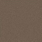 Nahaufnahme der braunen Lederstruktur eines runden Hockers