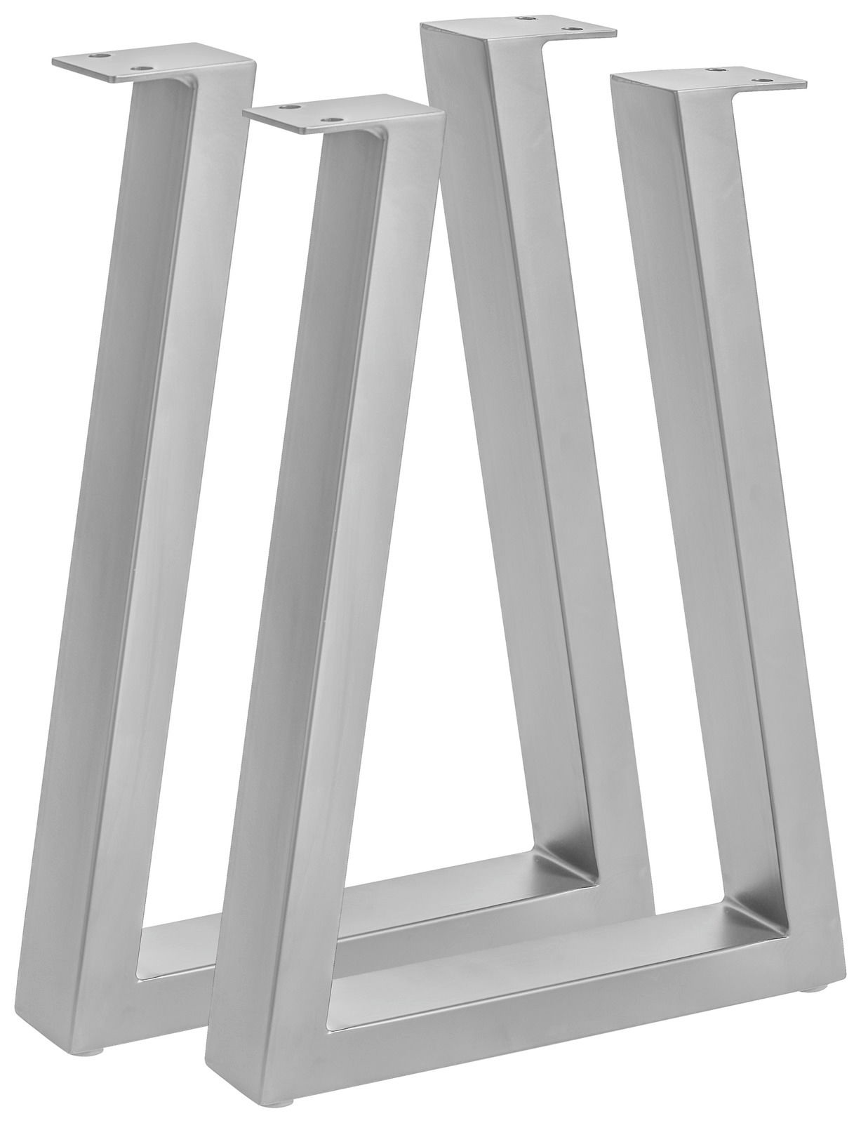 Zwei moderne, silberne Bankgestelle aus Metall in schräger Perspektive.