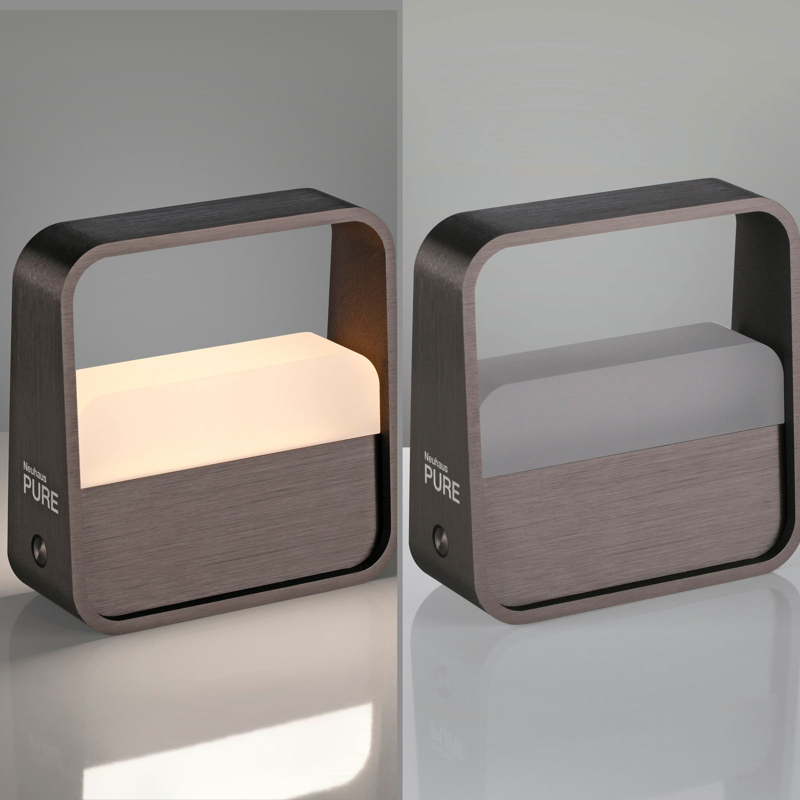 Moderne Tischleuchte PURE Go in rechteckiger Form mit Holzoptik, abgebildet aus einer seitlichen Perspektive. Links leuchtend, rechts ausgeschaltet.