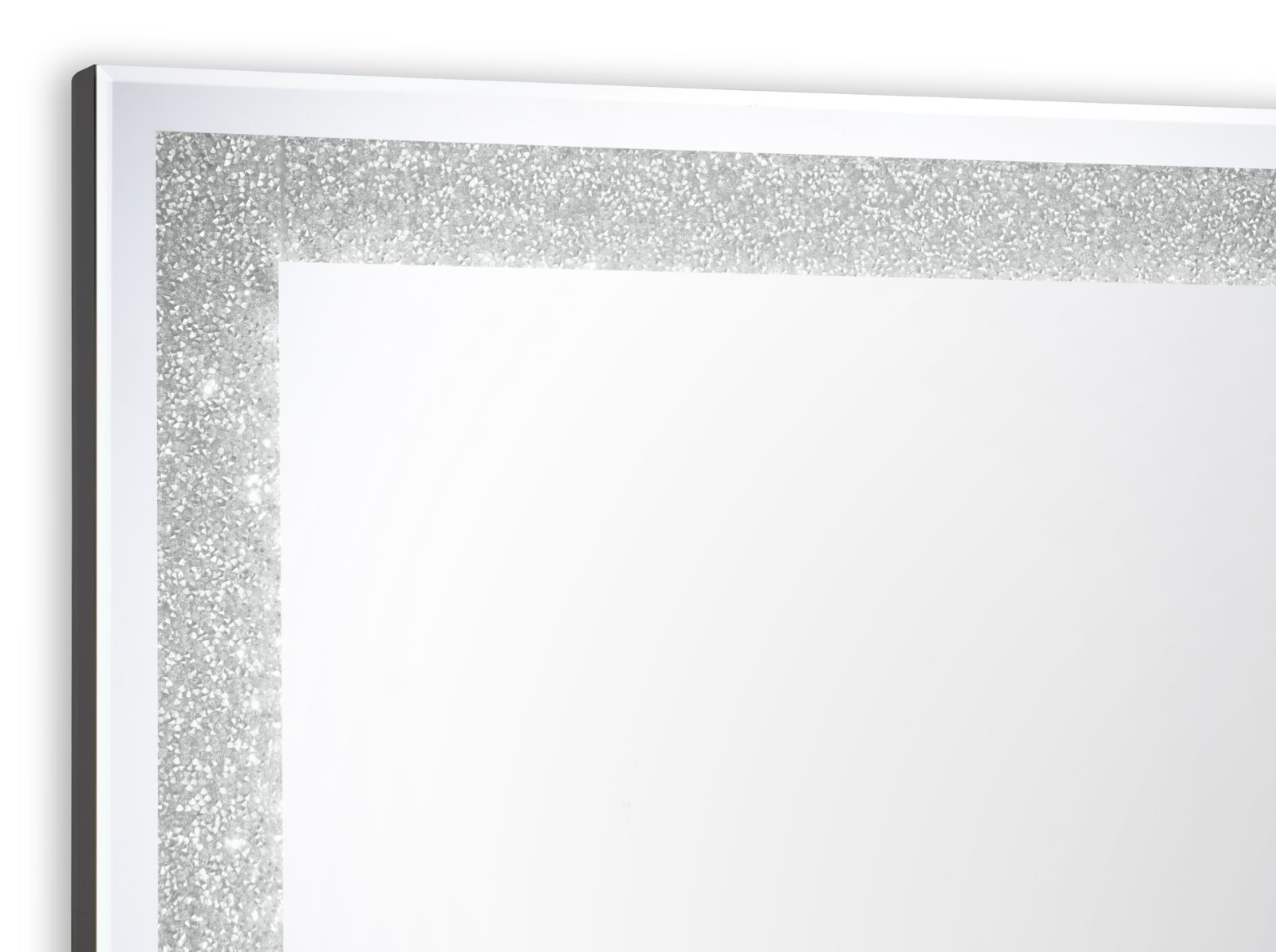 Witte fotolijst met een zilveren glitterpasse-partout, schuin van voren gefotografeerd vanuit de linkerbovenhoek.