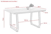 Esstisch Luise mit rechteckiger Tischplatte, Maße 140x90 cm, Höhe 76 cm, seitliche Perspektive mit Dekoration.