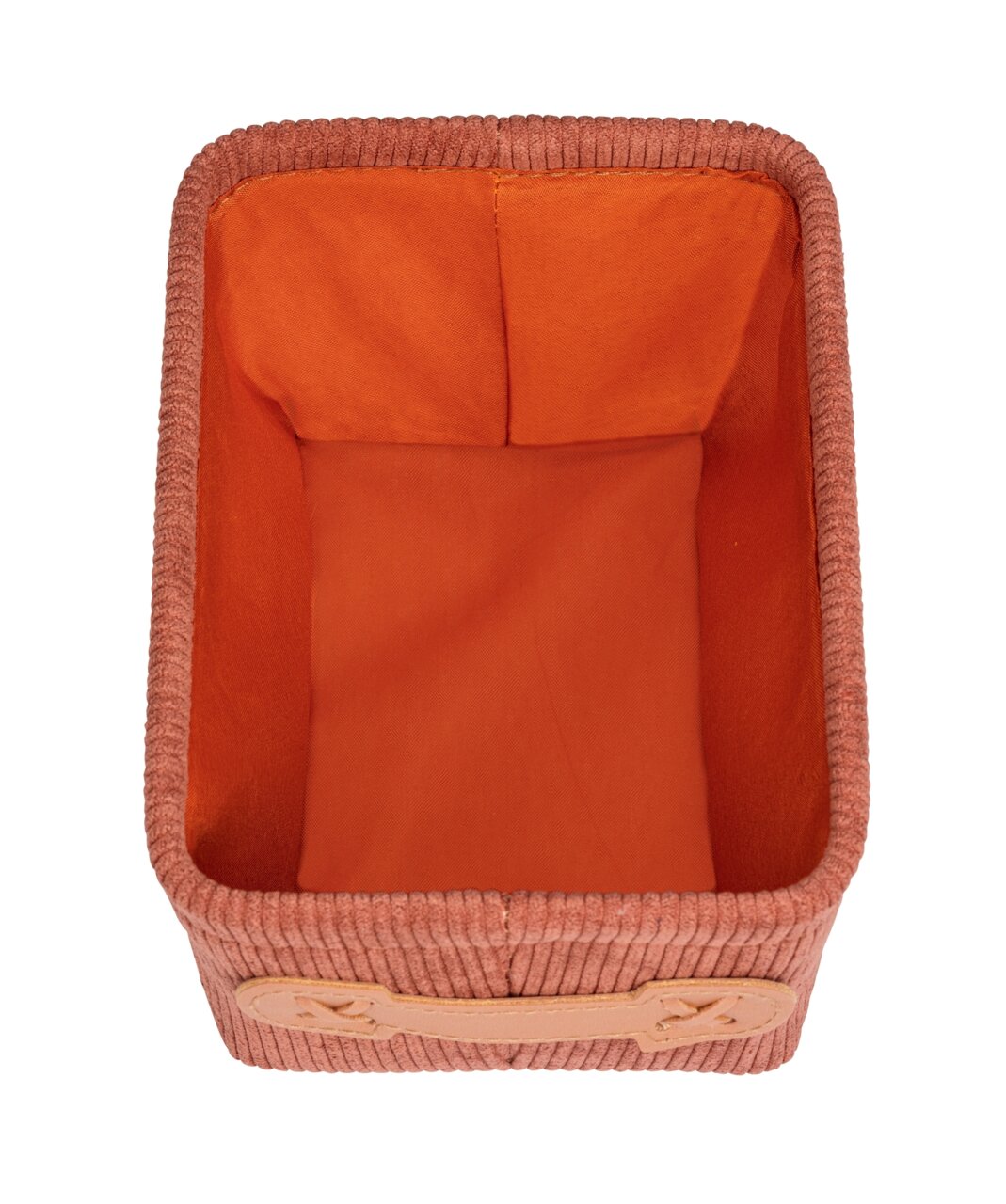 Vogelperspektive auf einen rechteckigen, orangefarbenen Badkorb mit textiler Innenauskleidung und dekorativem Griff.