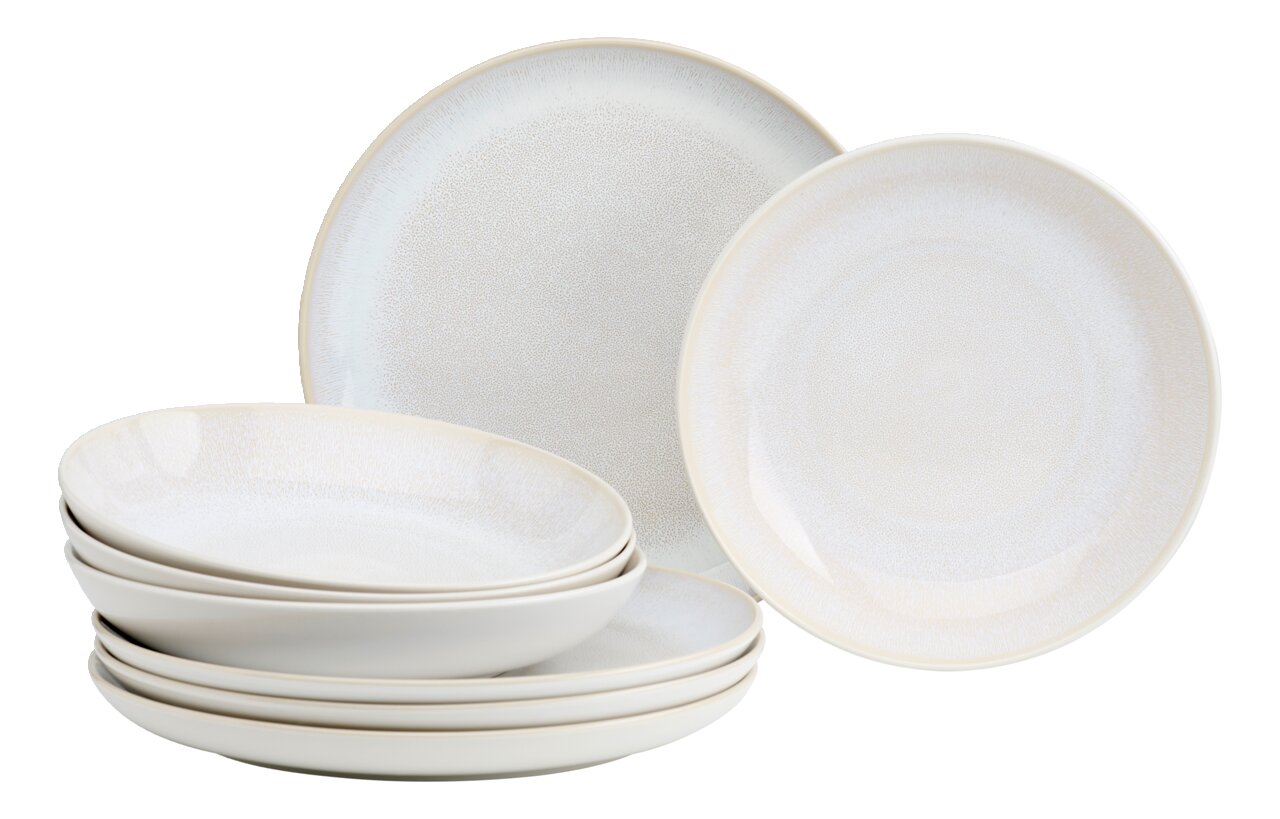 Perspektive von vorne auf ein 8-teiliges Speiseset mit eleganten, weißen Tellern.