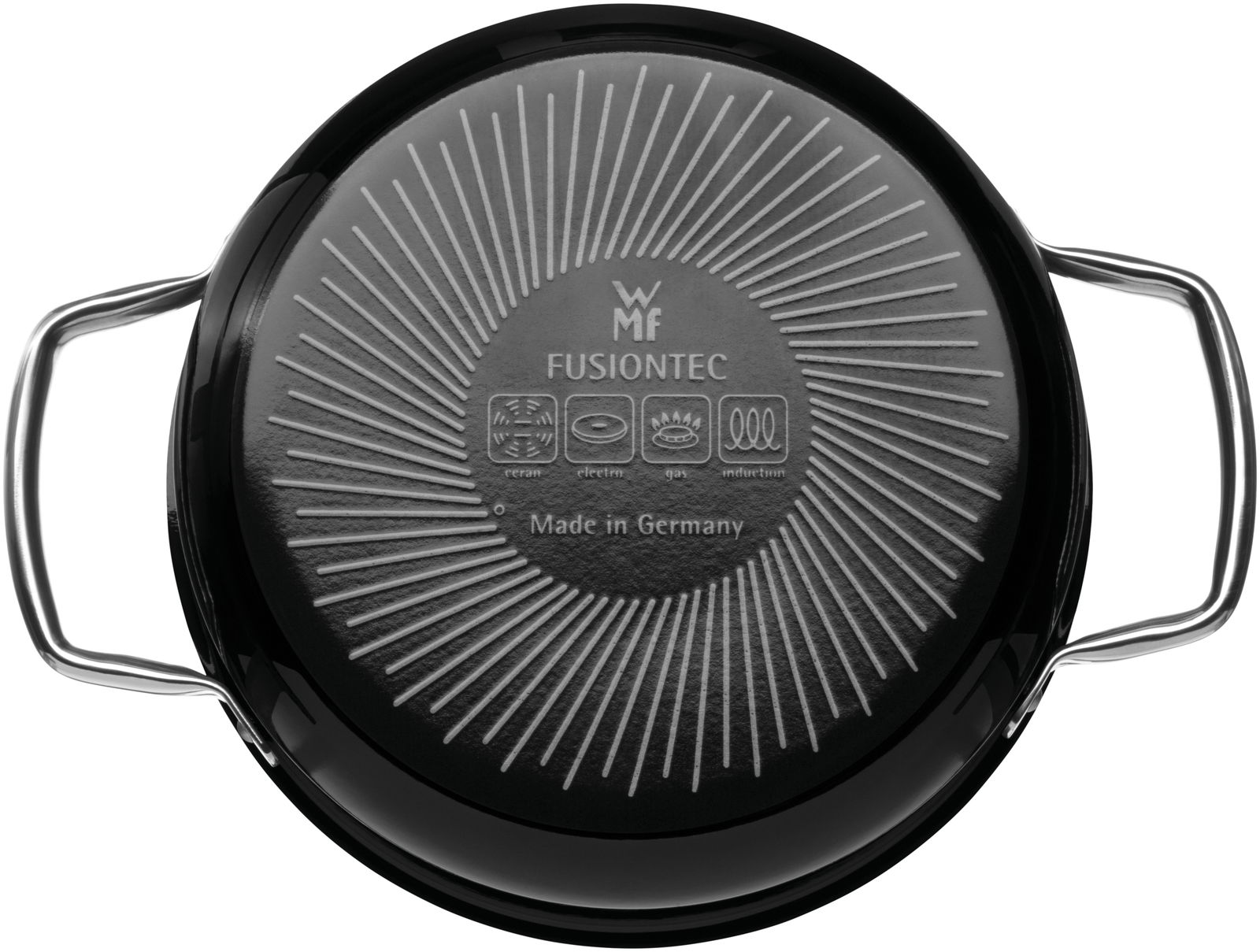 Ansicht von unten auf einen WMF Fusiontec Topf mit zwei Griffen, geeignet für alle Herdarten, Made in Germany.