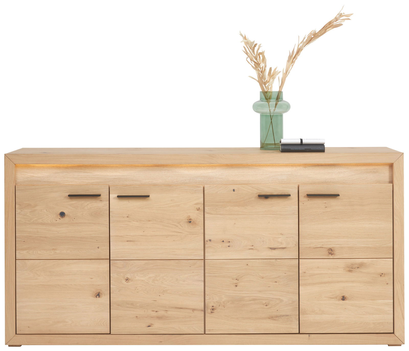 Holz-Sideboard mit drei Türen, dekoriert mit einer grünen Vase und einem Buch, Frontalansicht
