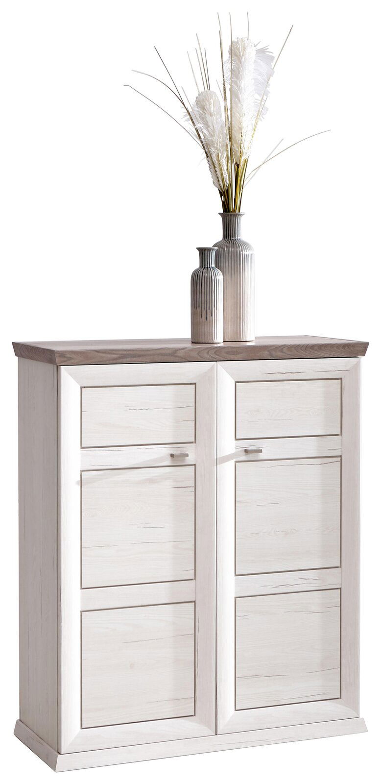 Hom´in Schuhschrank CAMRON Schuhschrank aus der Serie Camron/Benton mit zwei Vasen und Dekoration auf der Oberseite, frontal betrachtet.