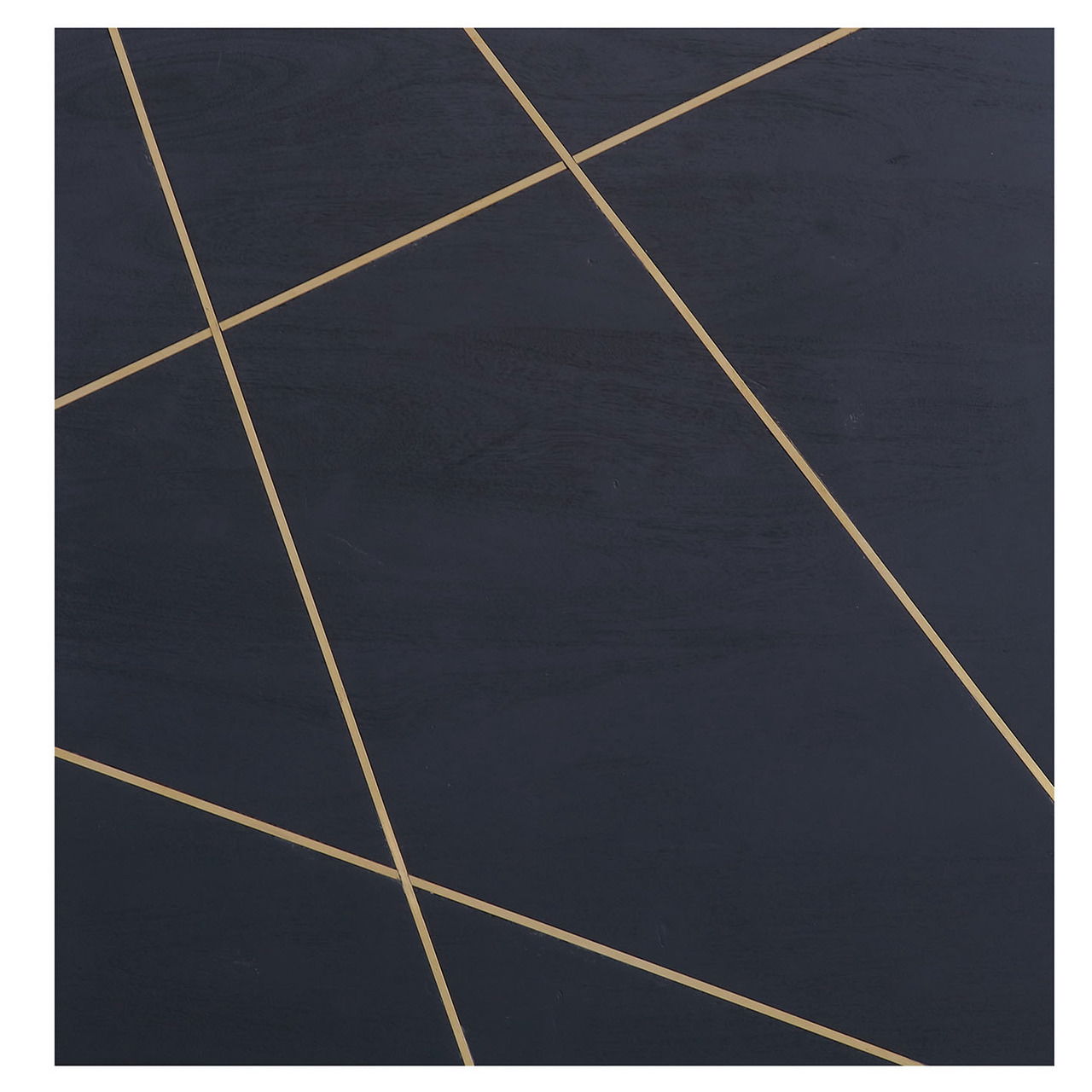 Nahaufnahme der Tischplatte eines Beistelltisches mit schwarzer Oberfläche und goldenen diagonalen Linien.