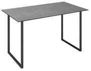 Moderner Loungetisch mit rechteckiger Betonplatte und schwarzem Metallgestell, seitliche Perspektive