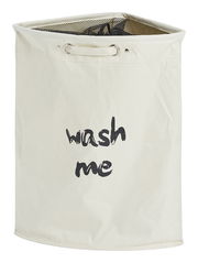 Eck-Wäschesammler in Beige mit der Aufschrift 'wash me', aus schräger Perspektive fotografiert.