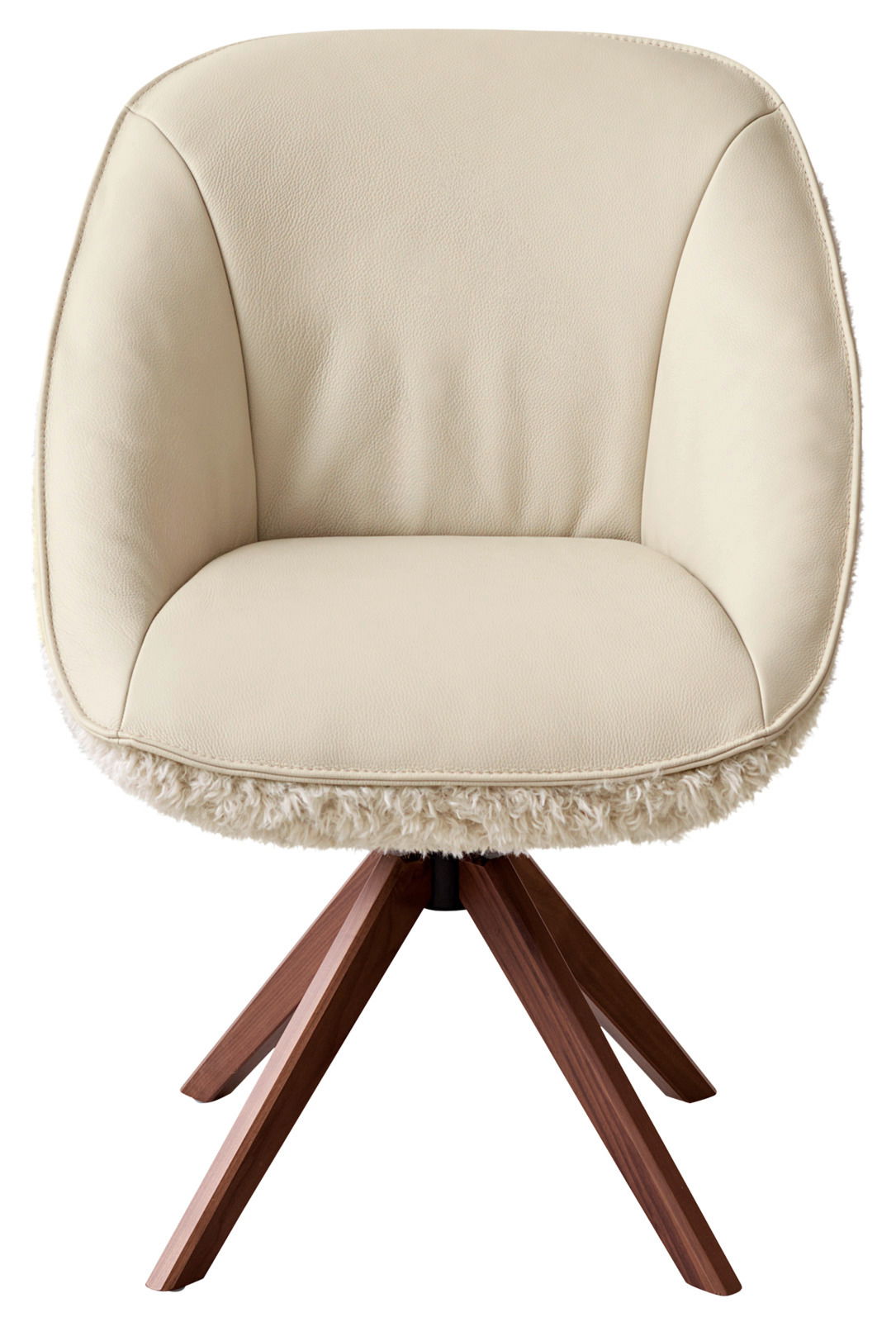 Frontansicht eines eleganten Armlehnstuhls mit cremefarbenem Polster und Holzbeinen.