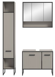 Moderne Badkombination mit vertikalen Streifen, bestehend aus einem hohen Schrank, einem Spiegelschrank und einem Unterschrank, Frontalansicht.