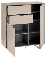 Modernes Sideboard/Kommode in Beige mit dunklem Innenraum, zwei Schubladen und zwei geöffneten Türen mit Einlegeböden, freigestellt in schräger Vorderansicht.