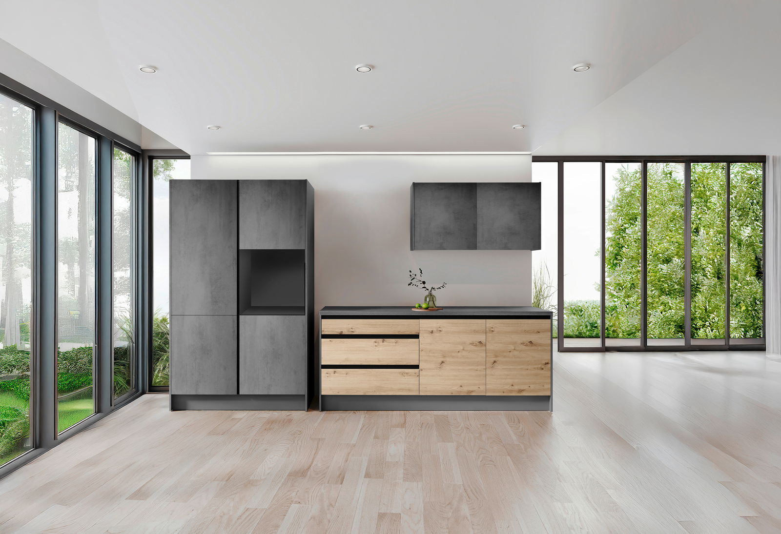 Moderne Küche mit grauen und holzfarbenen Schränken, fotografiert aus der Frontperspektive, mit großen Fenstern im Hintergrund.