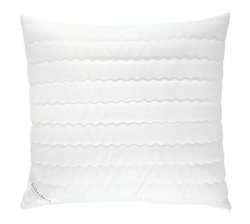 billerbeck Kopfkissen Faser ANTIGUA Weißes Kopfkissen mit wellenförmiger Steppung, frontal fotografiert.
