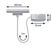 Stromeinspeisung mit silbernem Gehäuse, Kabel und Abmessungen aus der Vogelperspektive