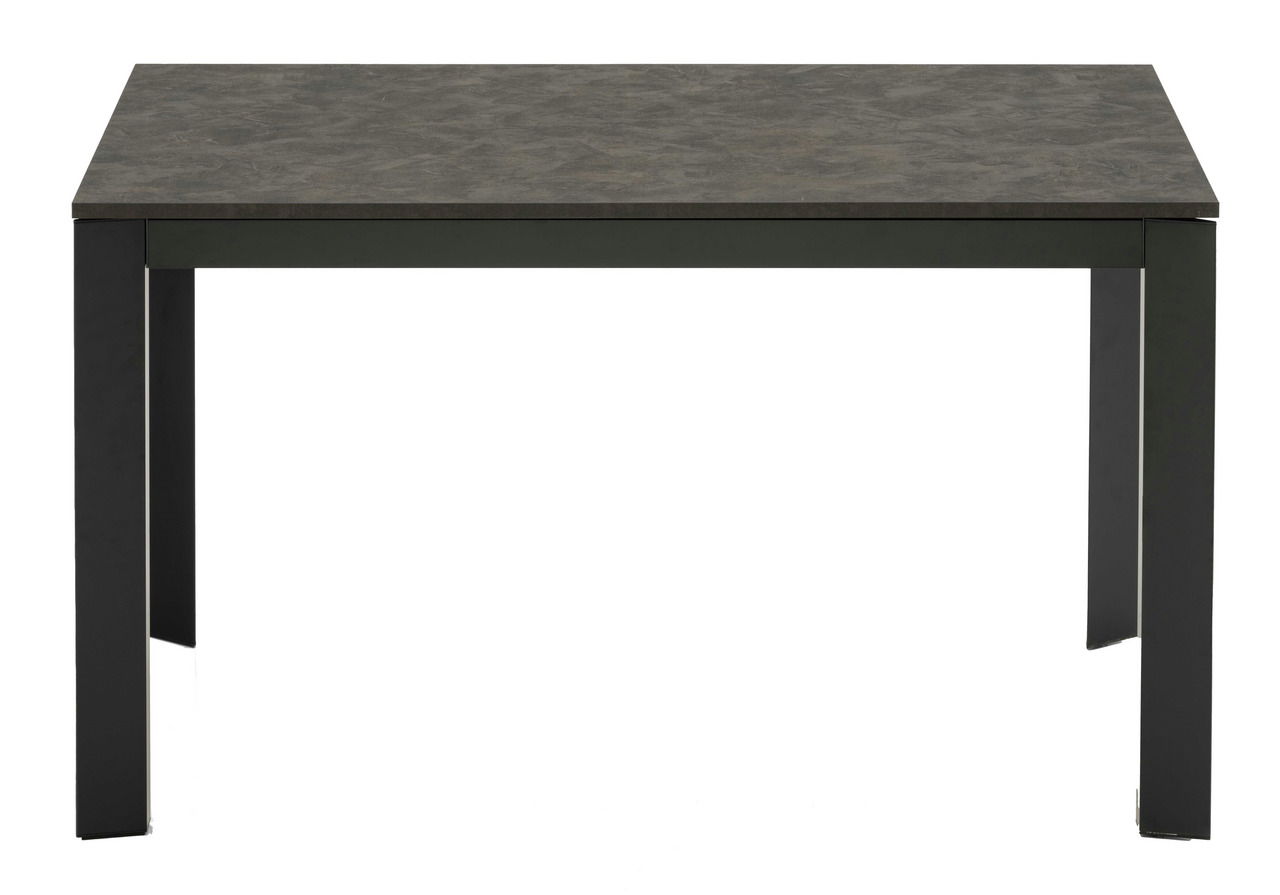 Moderner Esstisch mit dunkler Tischplatte und schwarzen Metallbeinen, Frontalansicht.