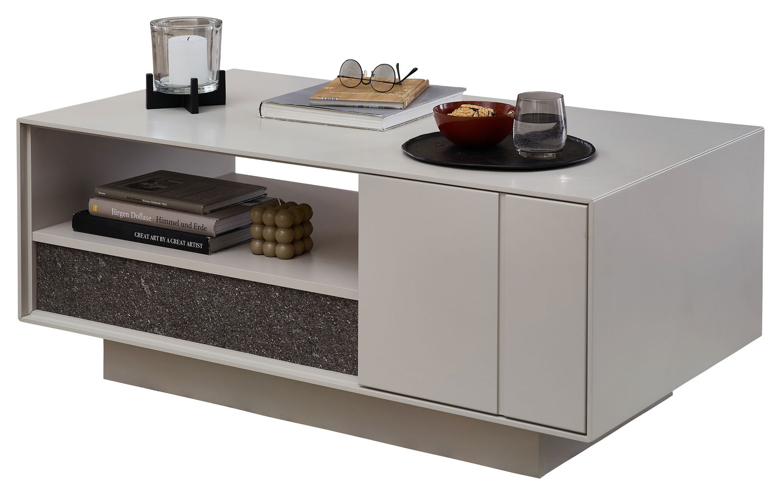 Zurbrüggen Couchtisch COMO Moderner Couchtisch in hellem Design mit offener Ablage und dekorativen Gegenständen, seitliche Perspektive