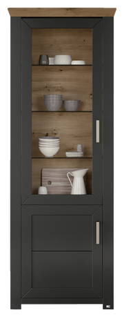 Vitrine in dunklem Holz mit Glastür, gefüllt mit Geschirr, aus frontaler Perspektive