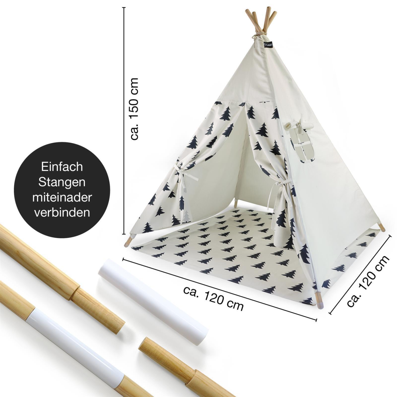 Tipi Zelt mit Baum-Muster, ca. 150 cm hoch und 120 cm breit, aus der Perspektive leicht von vorne gezeigt. Einfach zu verbindende Stangen.