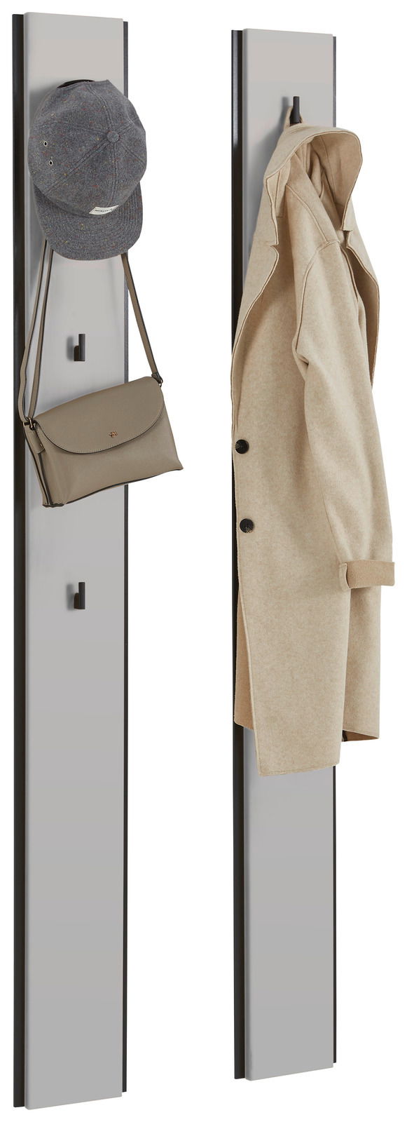 Garderobenpaneel-Set mit zwei Paneelen, eines mit einer Mütze und Tasche, das andere mit einem Mantel, seitliche Perspektive