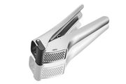 Silberne Knoblauchpresse GARLICO aus Edelstahl, seitliche Perspektive