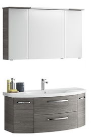 Moderne Badkombination mit grauem Unterschrank und weißem Spiegelschrank, Frontalansicht